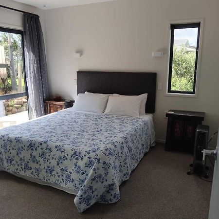 Paradise In Whitianga B & B Екстер'єр фото